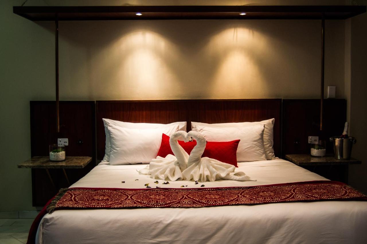 Aps Guesthouse Windhoek Bagian luar foto
